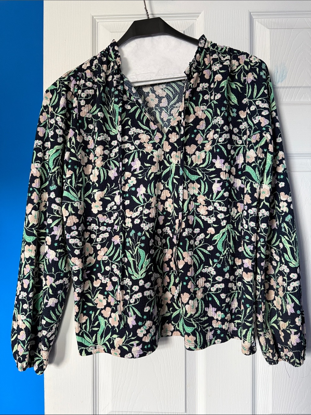 LOFT Black Floral V-Neck Long Sleeve Blouse